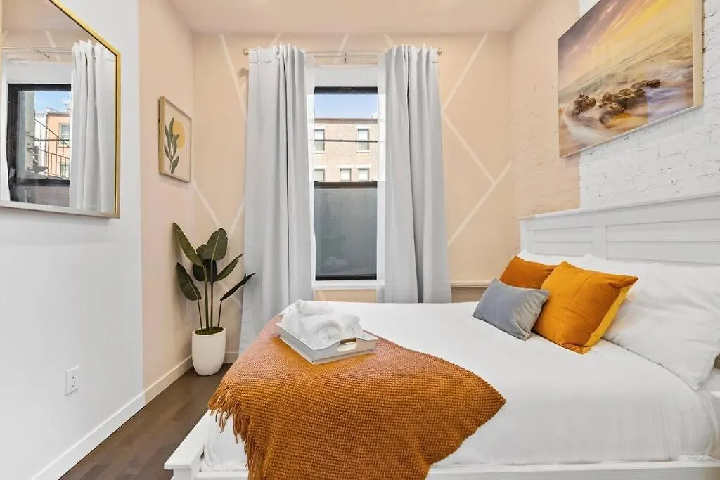 Swj Btm G, 1 And 2 - Save On 2Day+ Stays_6Br Triplex New York